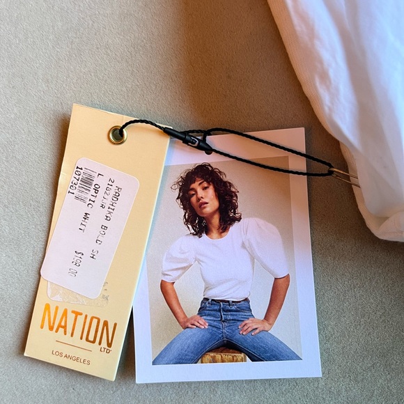 Brand Nation from LA. Size L 100% Cotton - Picture 2 of 4